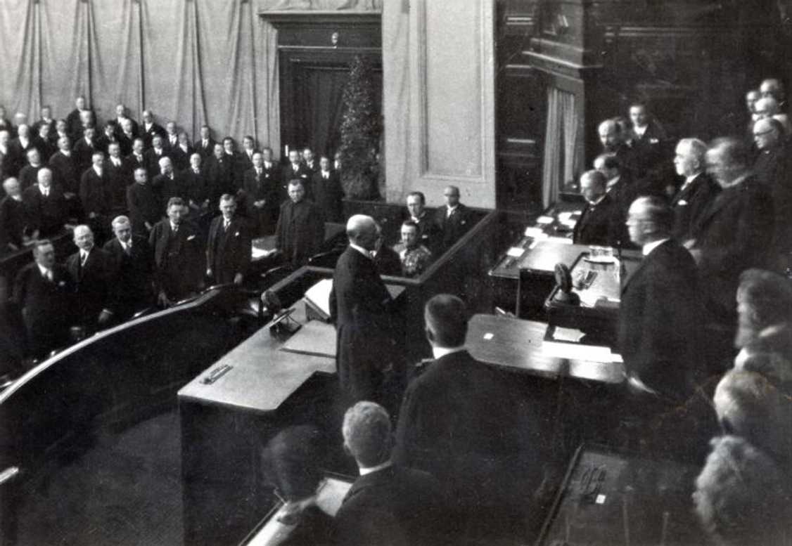 Volba prezidenta republiky 27. května 1927.
