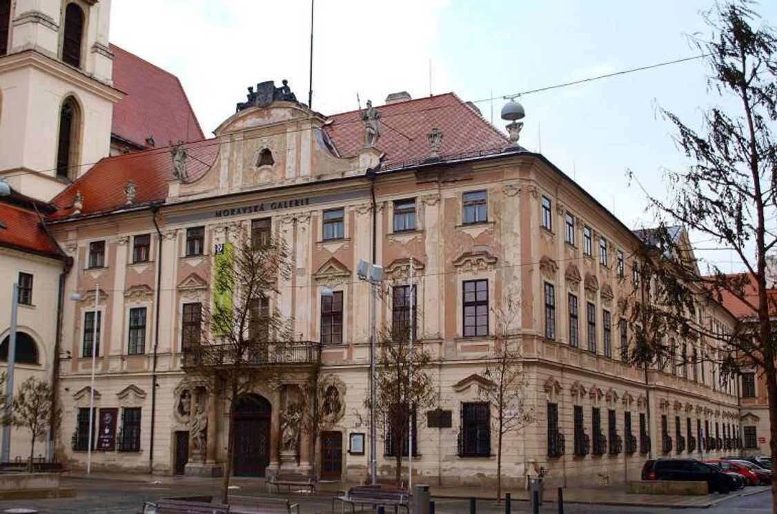 Moravské místodržitelství na Moravském (dříve Joštově) náměstí