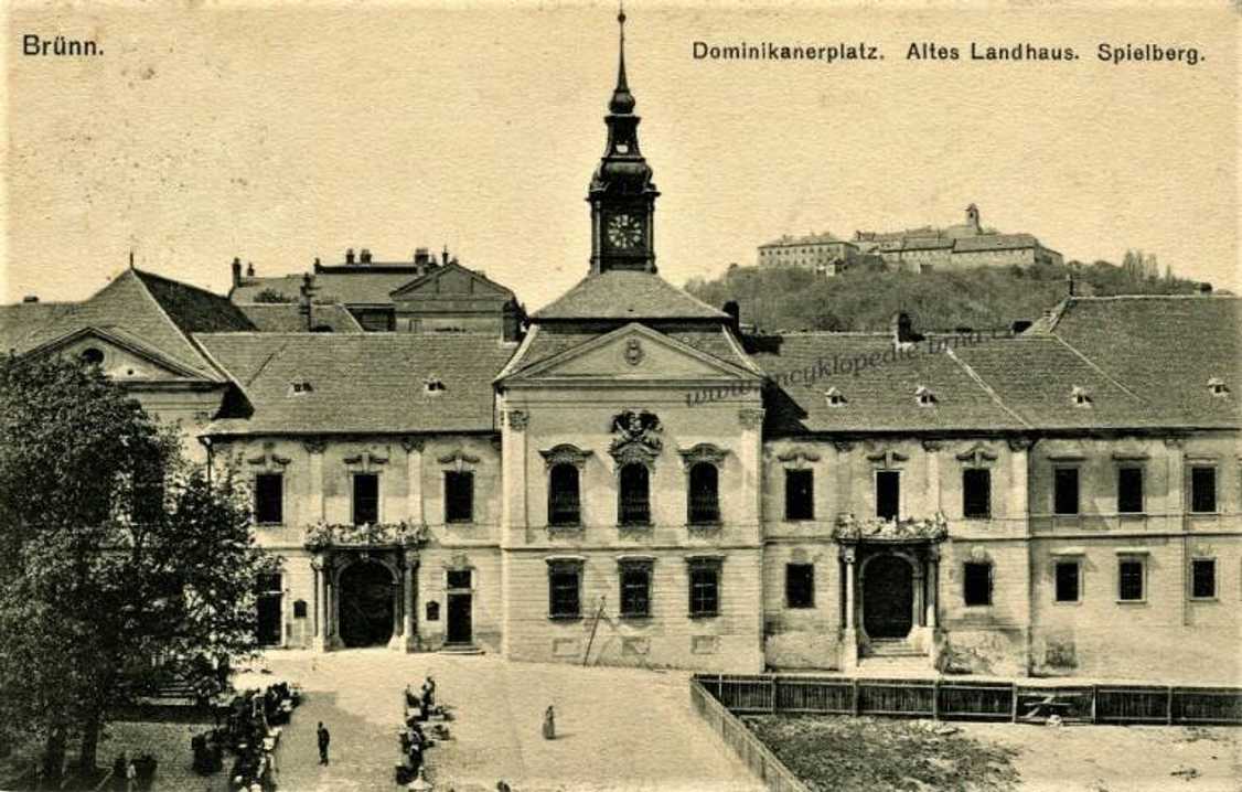 Starý zemský/stavovský dům na Dominikánském náměstí v Brně