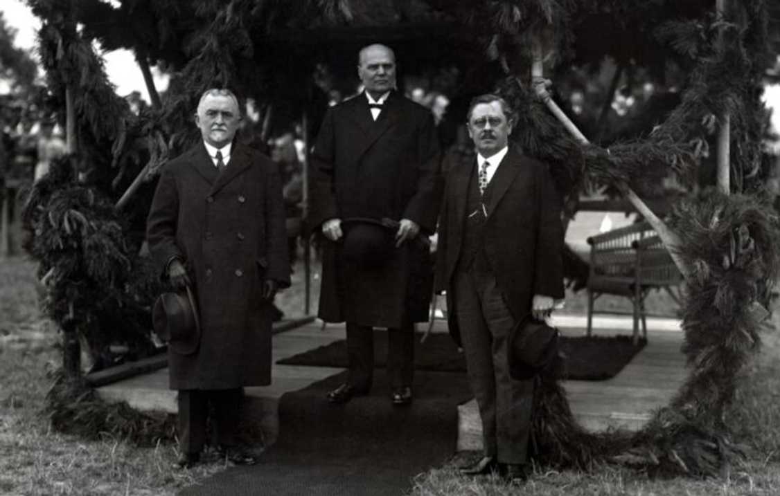 Přededseda senátu Mořic Hruban (1927).
